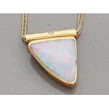 18CT YELLOW GOLD UNIQUE OPAL AND DIAMOND PENDANT APPROXIMATELY 2.5CT, COMPLETE WITH FOXTAIL LINK