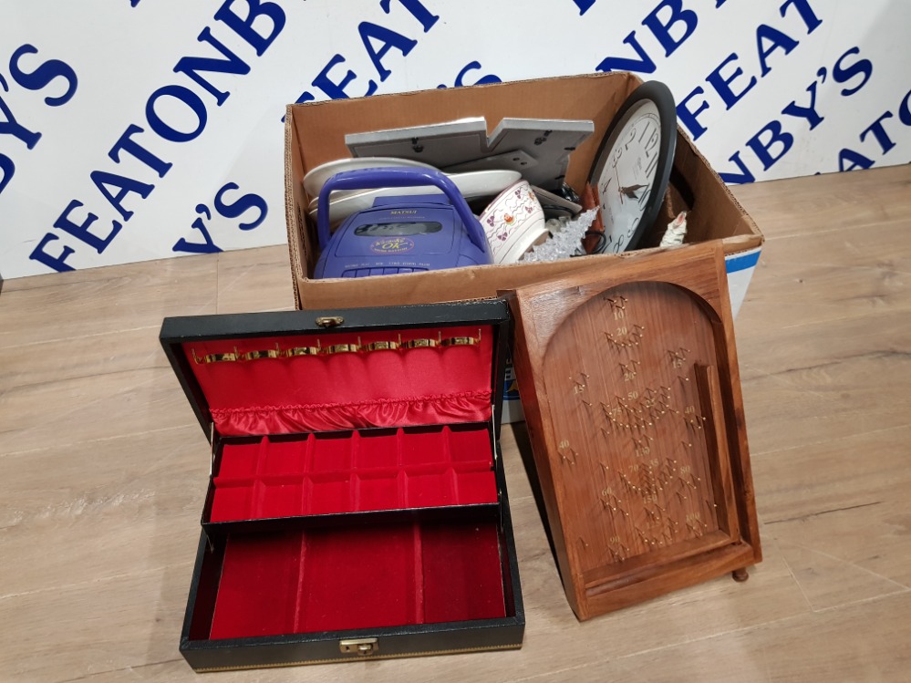 BOX OF MISCELLANEOUS ITEMS INCLUDING POTTERY, FIGURES AND BAGATELLE COMPLETE WITH PINBALLS