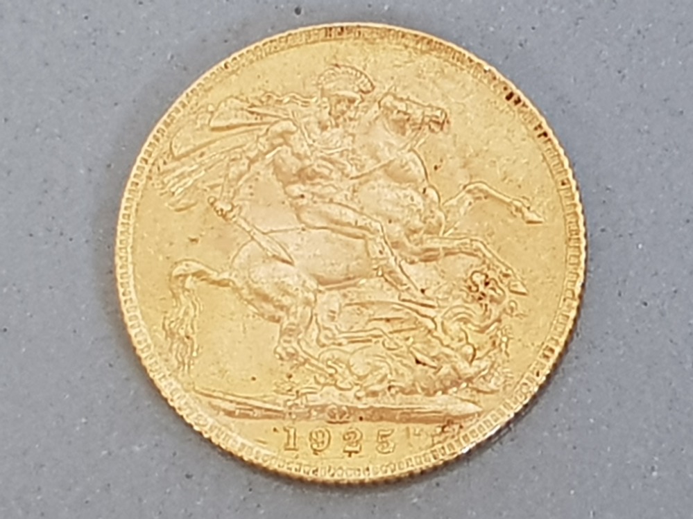 22CT GOLD 1925 FULL SOVEREIGN COIN STRUCK IN SOUTH AFRICA