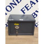 UNDERBENCH MECHANICAL SAFE WITH KEY