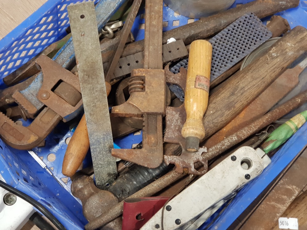 BLUE CRATE OF MISCELLANEOUS VINTAGE HANDTOOLS HAMMERS, WRENCH AND FILES ETC - Image 2 of 2