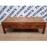 20TH CENTURY CHINESE HARDWOOD COFFEE TABLE WITH 3 DRAWERS