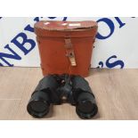 A PAIR OF ZENITH 10 X 50 FIELD BINOCULARS 5.5 IN FITTED LEATHER CASE