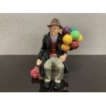 ROYAL DOULTON FIGURINE THE BALLOON MAN HN 1954