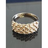 9CT GOLD 4 ROW KEEPER RING SIZE O 3.2GRAMS