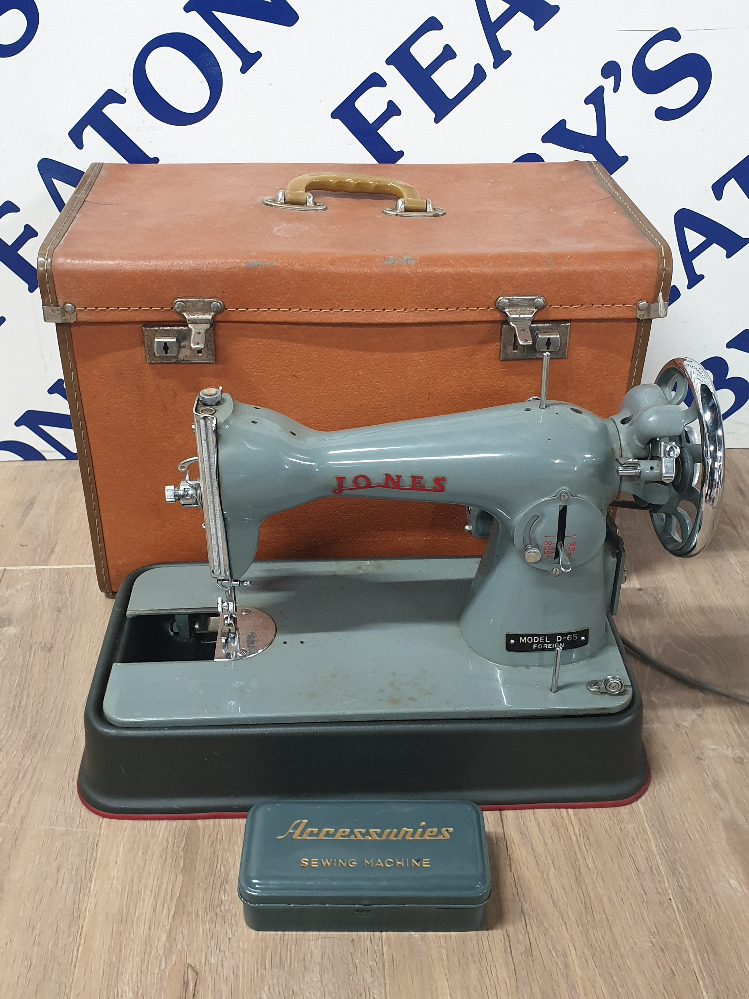 VINTAGE JONES MODEL D-65 SEWING MACHINE IN CARRY CASE