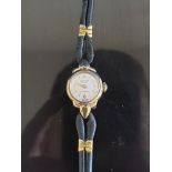 VINTAGE LADIES 9CT GOLD ACCURIST WATCH HALLMARKED EDINBURGH 1960 WITH ORIGINAL STRAP - UNTESTED -