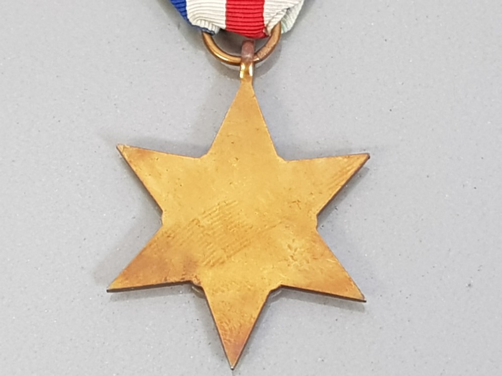 1939-45 FRANCE AND GERMAN STAR ORIGINAL MEDAL, IN NICE CONDITION WITH RIBBON - Image 2 of 3