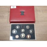 1986 ROYAL MINT DELUXE COIN PROOF SET IN NICE RED LEATHER CASS