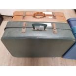 4 VINTAGE SUITCASES ONE BY FOXCROFT AND ONE CONTAINING PATCHWORK PIECES AND OTHER BITS OF FABRIC