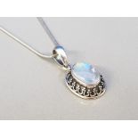 SILVER AND LABRADORITE PENDANT AND CHAIN