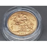 22CT GOLD 1911 KING GEORGE V FULL SOVEREIGN COIN STRUCK IN OTTAWA IN BLISTER PACK