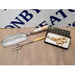 VICTORIAN PLATED CRUMB TRAY BREAD FORK AND LATER GRAPE SCISSORS IN GOLD FINISH