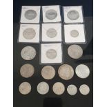 A TOTAL OF 18 SILVER COINS TO INCLUDE SILVER GEORGE VJ COINAGE 2/6D 1939 1945 1946, 7 FLORINS 1937