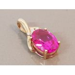 9CT GOLD OVAL PINK STONE PENDANT 3.4G