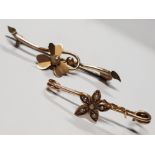 TWO 9CT GOLD FLOWER DESIGN BROOCH, ONE WITH PEARLS, 3.3G