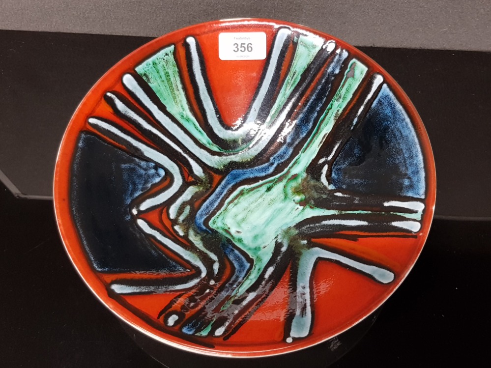 POOLE AEGEAN PATTERN ABSTRACT DISH AND FLORAL PATTERN SHALLOW BOWL APPROXIMATELY 27CM DIAMETER EACH - Image 2 of 5