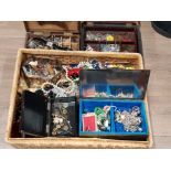 A BOX OF MISCELLANEOUS TO INCLUDE COSTUME JEWELLERY JEWELLERY BOXES WATCHES ETC