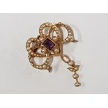 VICTORIAN 15CT YELLOW GOLD BROOCH WITH PEARLS AND AMETHYST CENTRE STONE, 5.5G