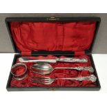 ANTIQUE SILVER PLATED CHILDS 4 PIECE CUTLERY SET IN ORIGINAL CASE