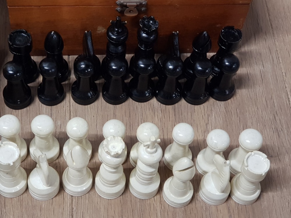 BOXED HAND CARVED CHESS SET AND TIN OF COMPOSITION CHESS PIECES BOTH SETS COMPLETE, PLUS BOXED - Image 3 of 3