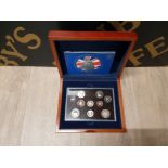 2004 UK PROOF COIN SET BOXED