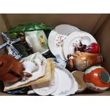 A LARGE BOX CONTAINING A SUBSTANTIAL AMOUNT OF MISCELLANEOUS ITEMS SUCH AS WEDGWOOD LONDONDERRY
