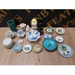 STUDIO AND OTHER POTTERY TO INCLUDE PORTMEIRION SUGAR SHAKER QUIMPER DISHES DELFT BOWL ROYAL CROWN