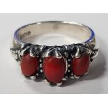 SILVER AND 3 STONE CORAL RING, 3.7G SIZE K1/2