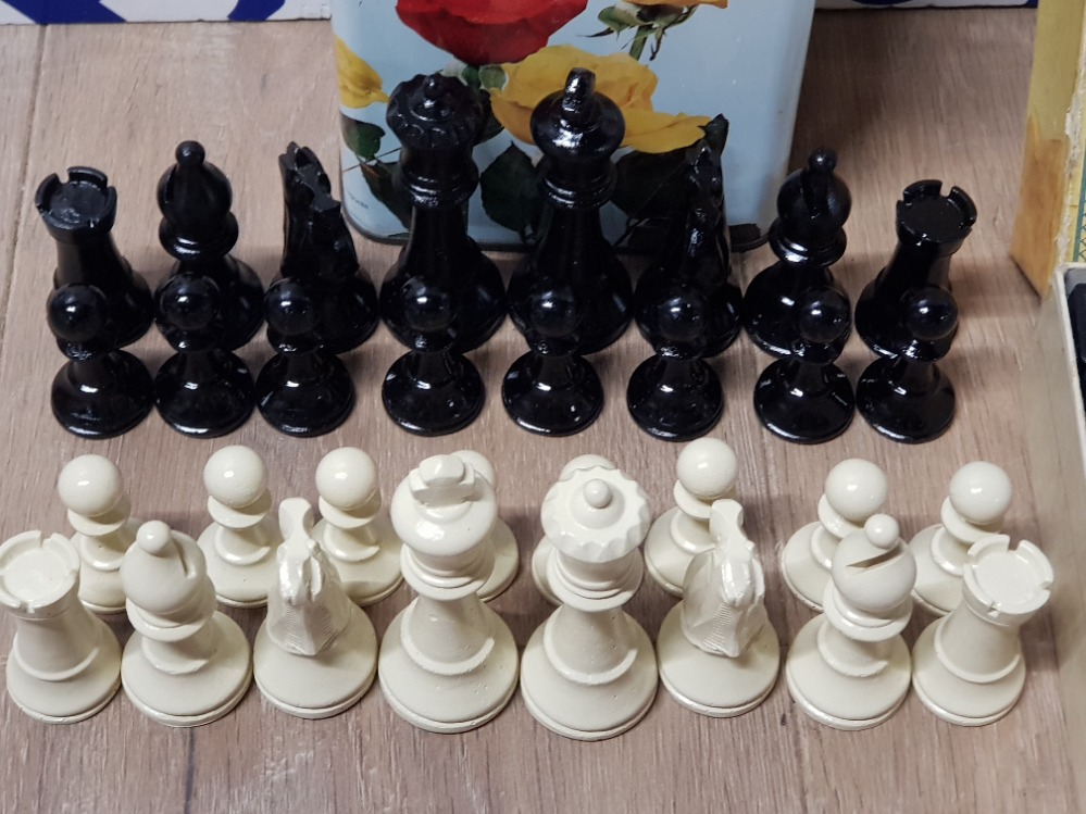 BOXED HAND CARVED CHESS SET AND TIN OF COMPOSITION CHESS PIECES BOTH SETS COMPLETE, PLUS BOXED - Image 2 of 3