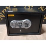 HEAVY METAL UNDERBENCH SAFE, WITH KEY