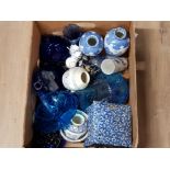 BOX OF BLUE AND WHITE ORIENTAL PORCELAIN, BLUE POTTERY AND GLASS