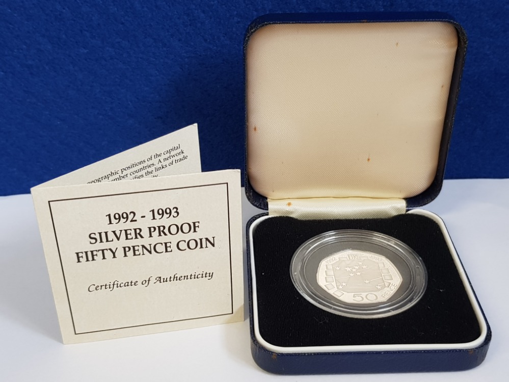 UK ROYAL MINT 1992 50P E C SILVER PROOF COIN IN CASE OF ISSUE WITH CERTIFICATE OF AUTHENTICITY