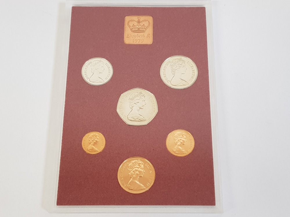 UK ROYAL MINT COINAGE OF GREAT BRITAIN AND NORTHERN IRELAND 1979 PROOF COIN SET, COMPLETE WITH 6 - Image 2 of 3