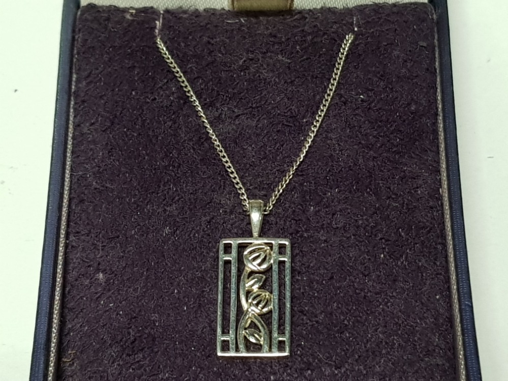 SILVER RENNIE MCKINTOSH PENDANT AND CHAIN, 2.6G