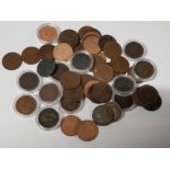 BAG OF 50 GEORGE V FARTHINGS COINS IN DIFFERENT GRADES, DATED EARLY 1900S MOST IN PLASTIC PODS