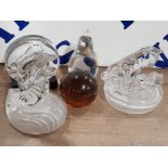 5 GLASS ITEMS, PAPERWEIGHTS AND ORNAMENTS