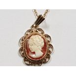 9CT YELLOW GOLD CAMEO PENDANT AND CHAIN, 2.5G