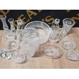 VARIOUS CRYSTAL ITEMS INCLUDES VASES, CANDLESTICKS AND LARGE BOWL ETC, 16 PIECES IN TOTAL