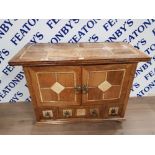 A WOODEN COUNTRY FORM TV CABINET 110 X 81 X 50CM