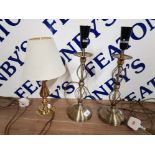 A PAIR OF MODERN BRASS EFFECT TABLE LAMPS 42CM HIGH TOGETHER WITH A SMALLER BRASS TABLE LAMP