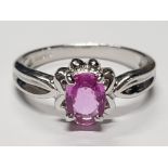 18CT WHITE GOLD OVAL PINK STONE RING, 4G GROSS SIZE N