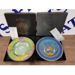 VERSACE FOR ROSENTHAL A PAIR OF WALL PLATES D V FLORALIA AND LES TRESONS DE LA MER 18CM DIAMETER