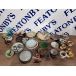 STUDIO POTTERY TO INCLUDE BUCHAN SCOTLAND AND RYE POTTERY ETC