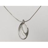 SILVER OPEN OVAL PENDANT AND CHAIN