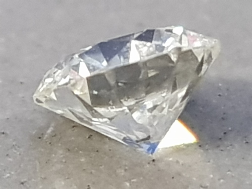 0.55CT ROUND BRILLIANT DIAMOND - Image 2 of 2