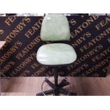 GREEN ADJUSTABLE MACHINISTS TYPE CHAIR