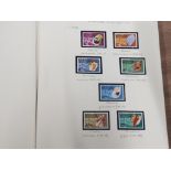 THEMATIC STAMP COLLECTION OF SEASHELLS NEATLY WRITTEN UP IN 17 MEDIUM SIZED ALBUMS PLUS STOCK