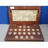 GOLD SOVEREIGNS COLLECTION IN PRESENTATION CASE OF 21 GOLD SOVEREIGNS, ISSUED BETWEEN 1957 AND 2003,