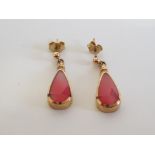 9CT YELLOW GOLD PINK AGATE DROP STUD EARRINGS 5.5 G